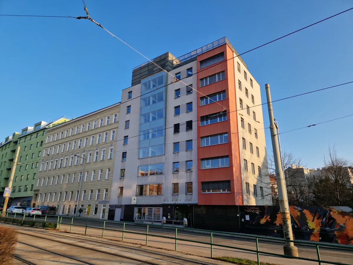 Gewerbeimmobilie mieten in Wien – 798 m², € 14.559