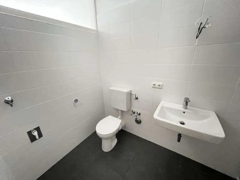 1-Zimmer-Wohnung mieten in Steyr – 38 m², € 380 – Bild 6 von 9