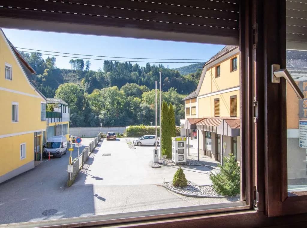 8-Zimmer-Haus kaufen in Wolfsberg – 220 m², € 185.000 – Bild 11 von 40
