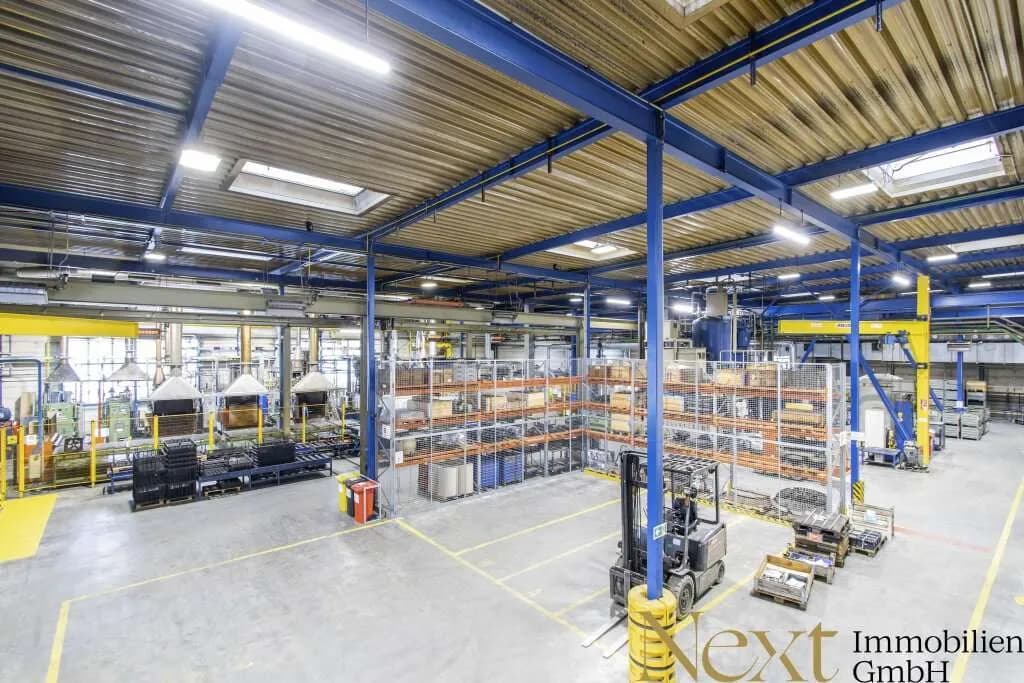 Gewerbeimmobilie mieten in Wels-Land – 2 113 m², € 15.848 – Bild 2 von 25