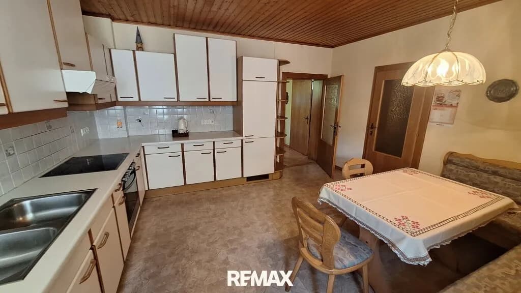 10-Zimmer-Gewerbeimmobilie kaufen in Lilienfeld – 296,39 m², € 210.000 – Bild 2 von 30