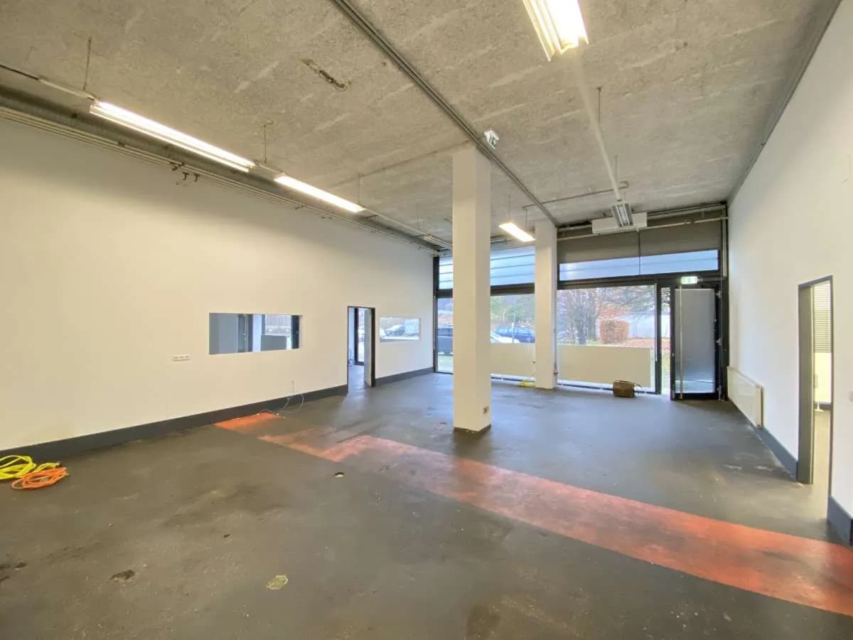 Gewerbeimmobilie mieten in Salzburg Stadt – 276 m², € 3.494