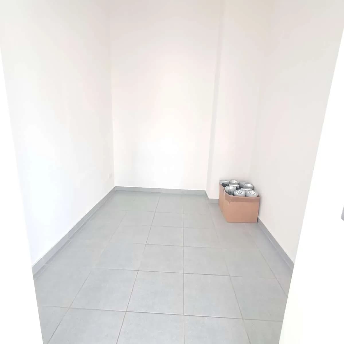 1-Zimmer-Gewerbeimmobilie mieten in Amstetten – 69 m², € 701 – Bild 5 von 6