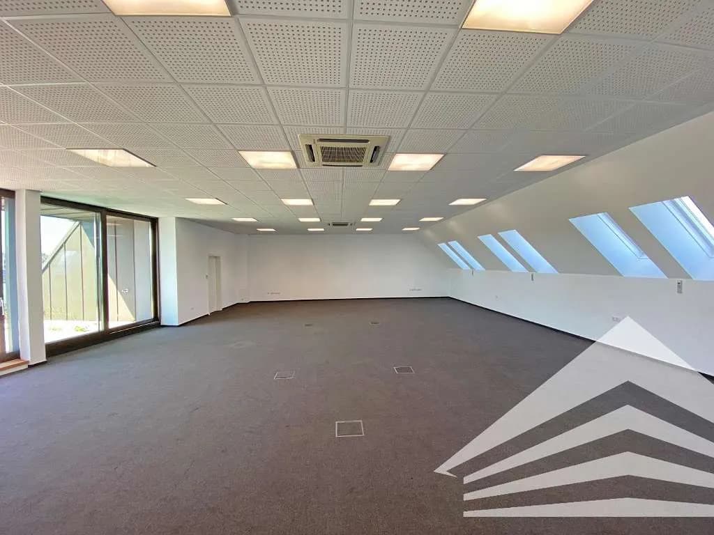 2-Zimmer-Gewerbeimmobilie mieten in Linz – 437 m², € 7.098 – Bild 12 von 17