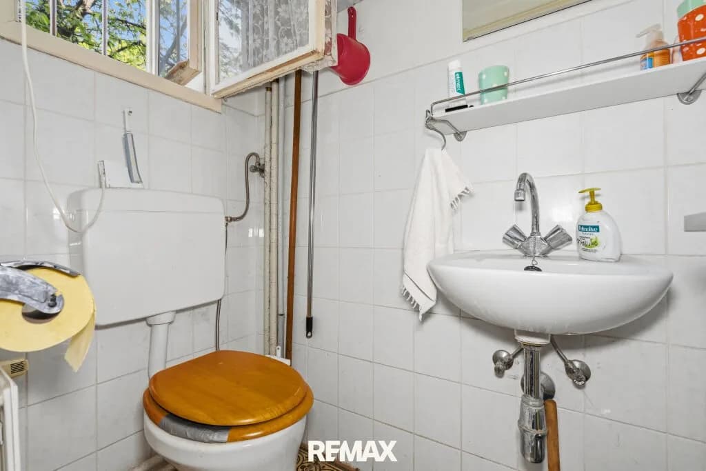 7-Zimmer-Immobilie kaufen in Baden – 250 m², € 649.000 – Bild 13 von 38