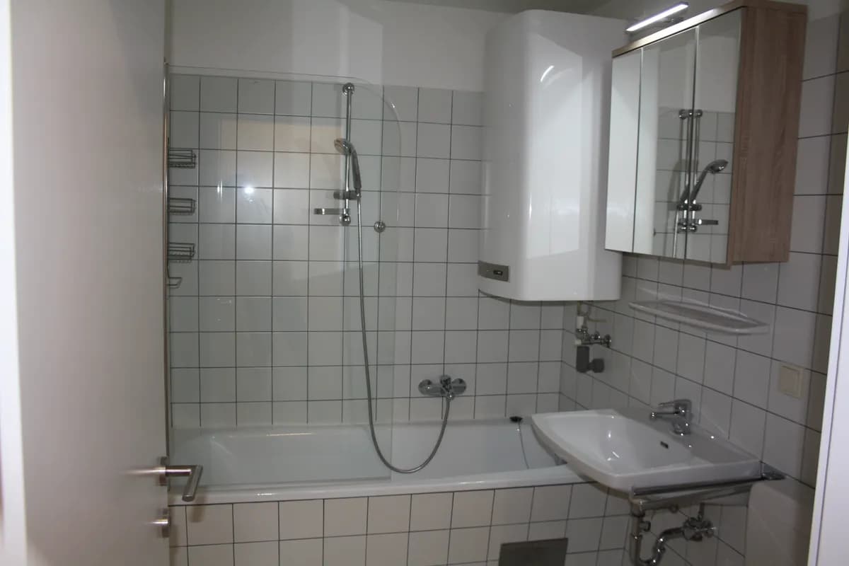 2-Zimmer-Wohnung mieten in Hallein – 61 m², € 880 – Bild 6 von 8