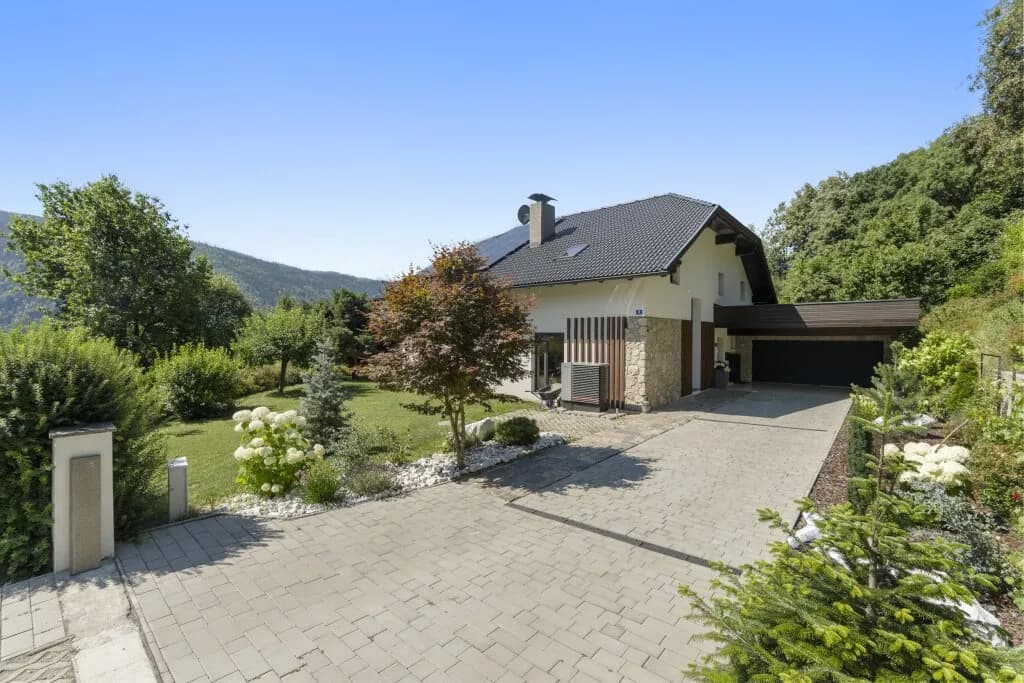 6-Zimmer-Haus kaufen in Feldkirchen – 262 m², € 1.500.000 – Bild 5 von 28