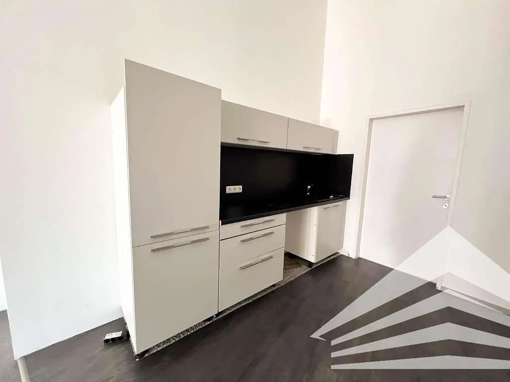 Gewerbeimmobilie mieten in Linz – 366 m², € 4.402 – Bild 7 von 13