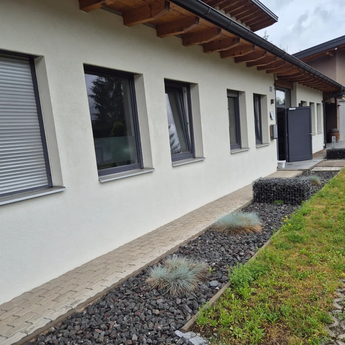 Gewerbeimmobilie mieten in Villach Land – 202 m², € 2.400