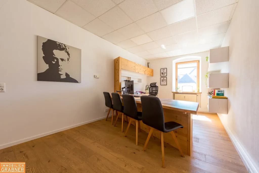 12-Zimmer-Immobilie kaufen in Gmunden – 315 m², € 990.000 – Bild 5 von 23