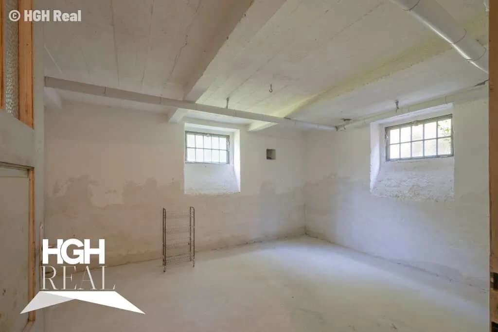 8-Zimmer-Immobilie kaufen in Wiener Neustadt Land – 264 m², € 335.000 – Bild 36 von 44