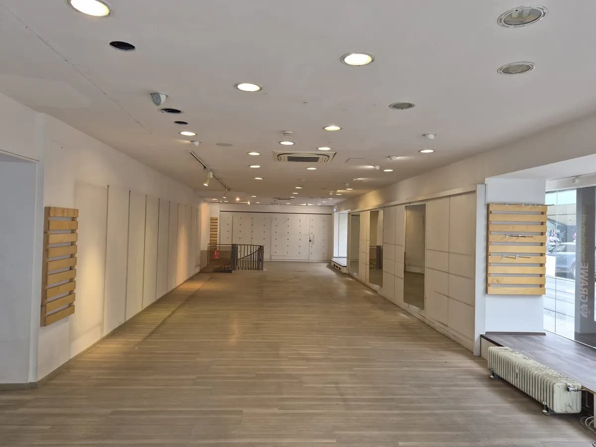 1-Zimmer-Immobilie mieten in Graz – 236,23 m², € 4.900 – Bild 4 von 4