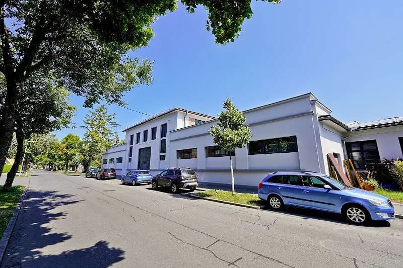 Gewerbeimmobilie mieten in Klagenfurt – 354 m², € 1.400 – Bild 2 von 7