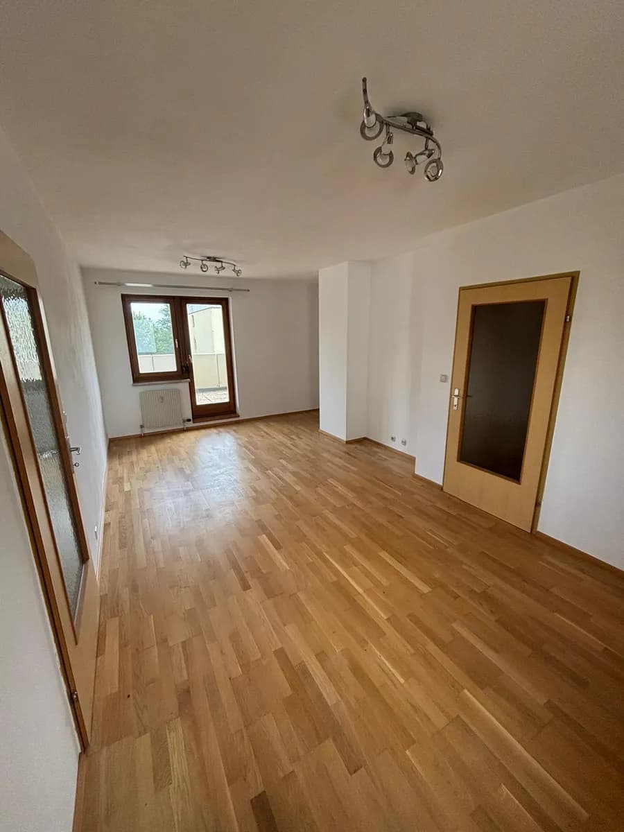 2-Zimmer-Wohnung mieten in Linz – 53 m², € 890