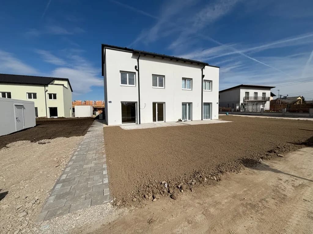 6-Zimmer-Haus kaufen in Vöcklabruck – 128,14 m², € 451.773