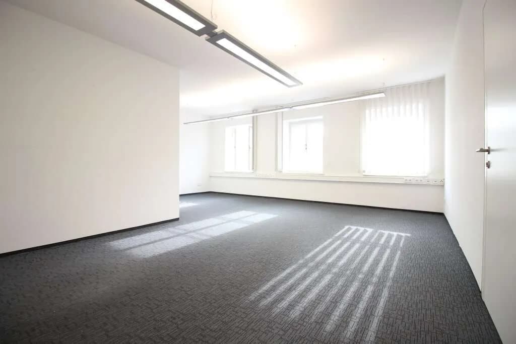 Gewerbeimmobilie mieten in Ried im Innkreis – 124 m², € 1.507