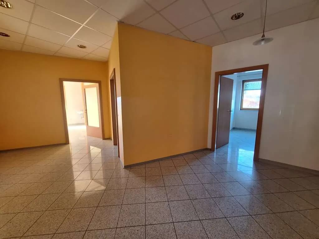Gewerbeimmobilie mieten in Schärding – 88 m², € 1.135 – Bild 2 von 10