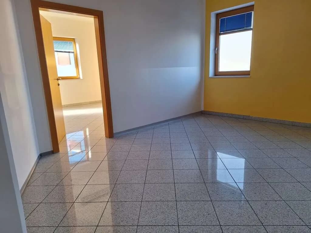 Gewerbeimmobilie mieten in Schärding – 88 m², € 1.135 – Bild 3 von 10