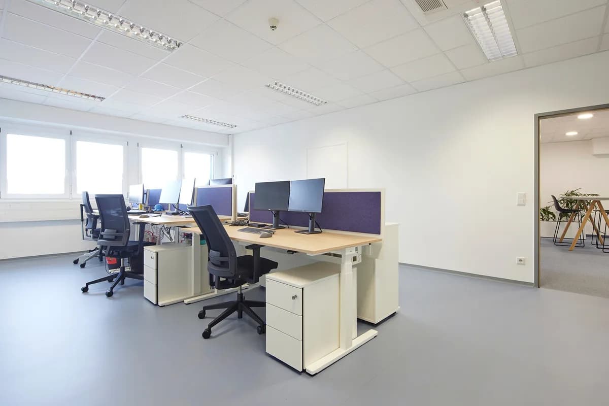 Gewerbeimmobilie mieten in Wien – 15 396 m² – Bild 2 von 5