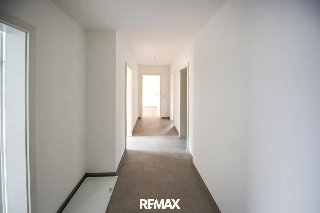 3-Zimmer-Wohnung kaufen in Vöcklabruck – 91 m², € 374.000 – Bild 8 von 9