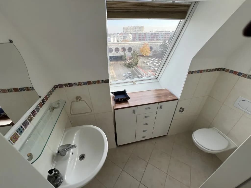 4-Zimmer-Wohnung mieten in Wien – 123 m², € 2.850 – Bild 10 von 11
