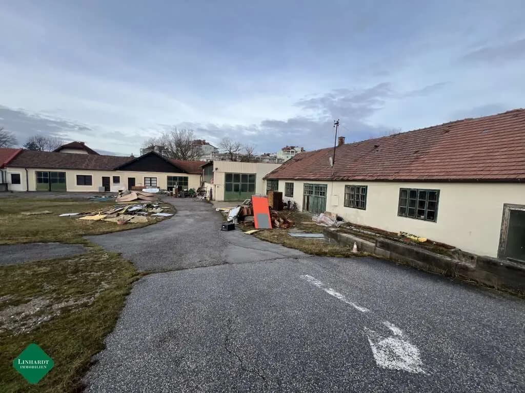 Immobilie kaufen in Mödling – 3 800 m²