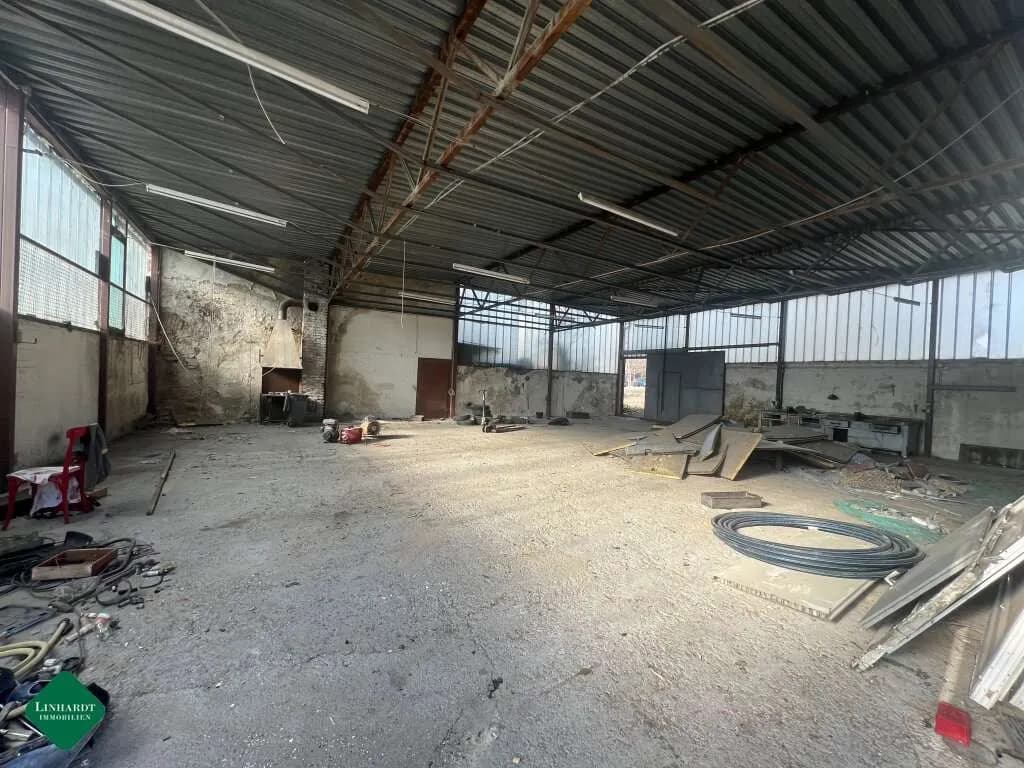 Immobilie kaufen in Mödling – 3 800 m² – Bild 2 von 2