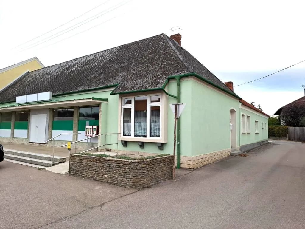 Haus kaufen in Hollabrunn – 130 m², € 199.000 – Bild 3 von 40