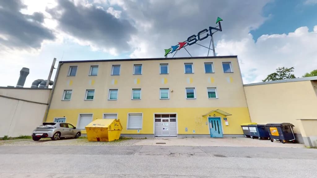 8-Zimmer-Gewerbeimmobilie mieten in Wien – 330 m², € 3.250 – Bild 2 von 13
