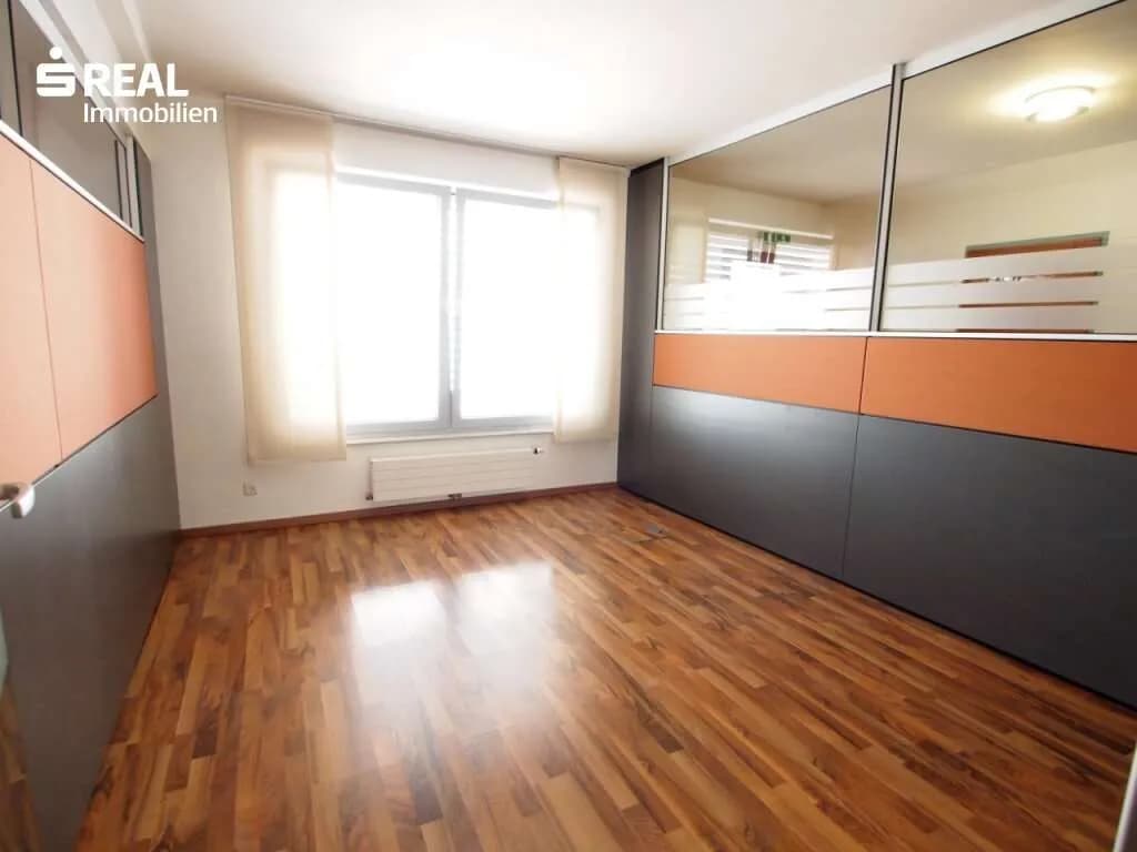 5-Zimmer-Gewerbeimmobilie mieten in Eisenstadt – 186 m², € 2.130 – Bild 2 von 12