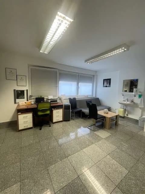2-Zimmer-Gewerbeimmobilie mieten in Linz – 33 m², € 650 – Bild 3 von 7