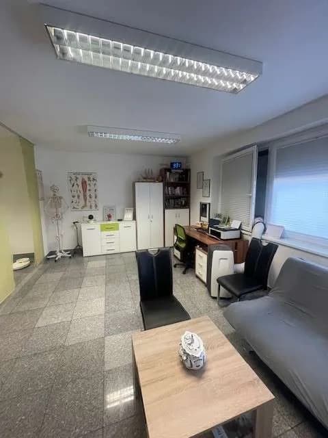 2-Zimmer-Gewerbeimmobilie mieten in Linz – 33 m², € 650 – Bild 4 von 7