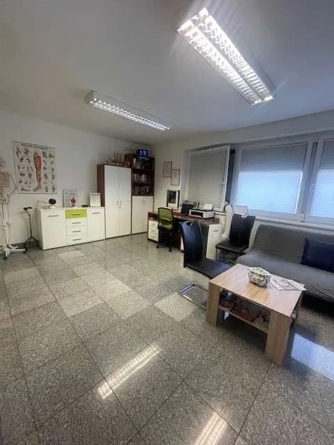 2-Zimmer-Gewerbeimmobilie mieten in Linz – 33 m², € 650 – Bild 5 von 7