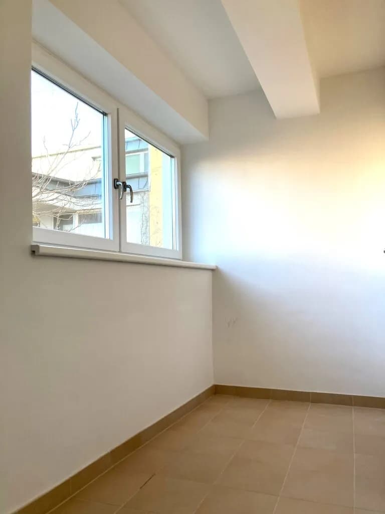 Gewerbeimmobilie mieten in Wien – 6 m², € 101