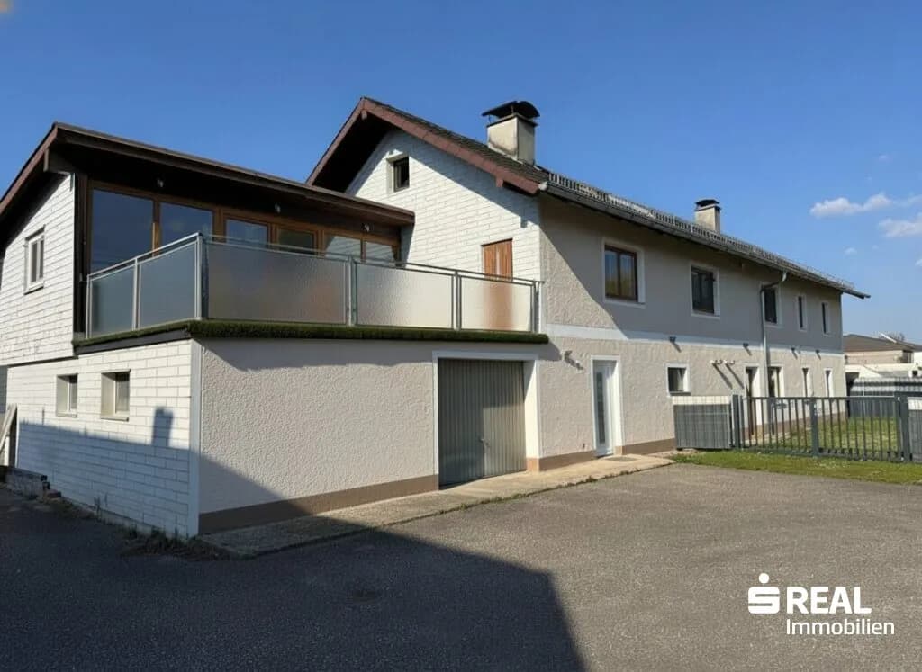 Haus kaufen in Braunau am Inn – 1 144 m², € 390.000