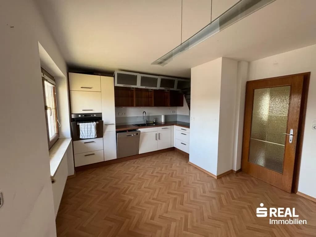 Haus kaufen in Braunau am Inn – 1 144 m², € 390.000 – Bild 6 von 8