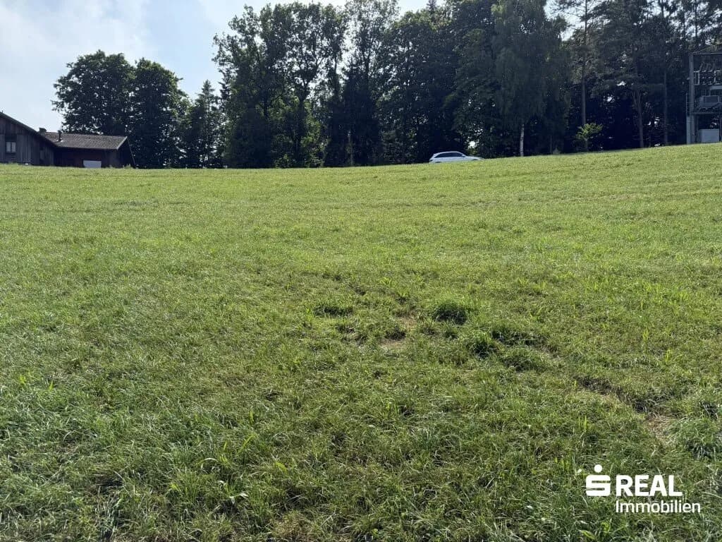 Grundstück kaufen in Braunau am Inn – 900 m², € 73.500