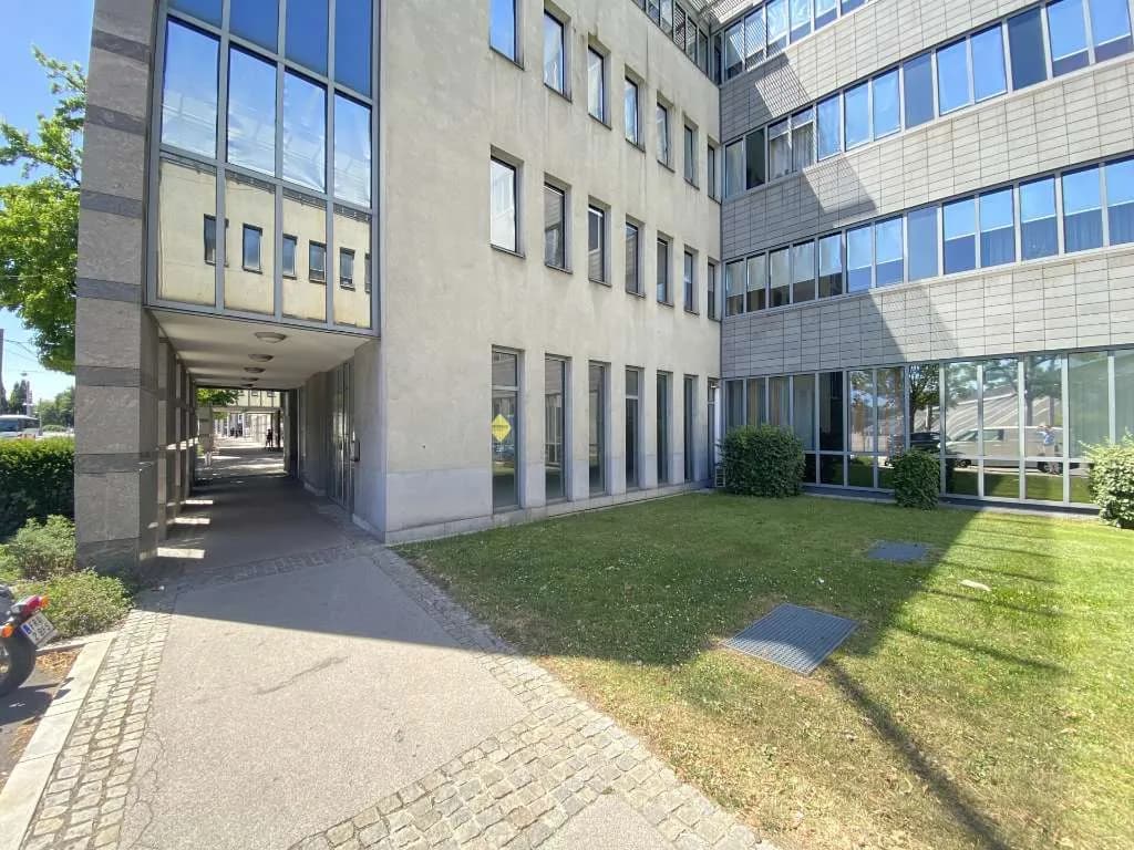 Gewerbeimmobilie mieten in Linz – 107 m², € 1.373 – Bild 5 von 8