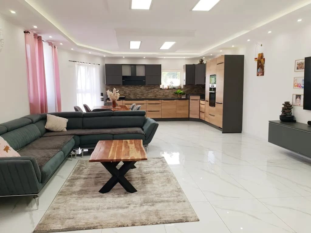 3-Zimmer-Haus kaufen in Wiener Neustadt – 119,89 m², € 385.000 – Bild 2 von 16