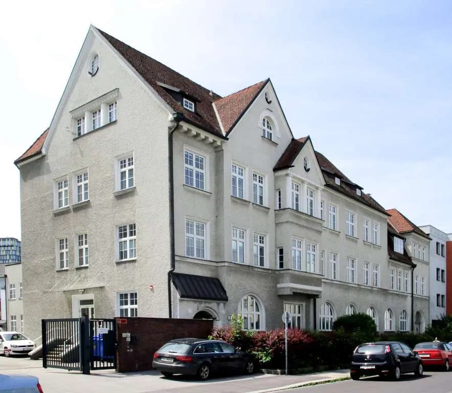 Immobilie kaufen in Linz – 2 500 m², € 3.550.000