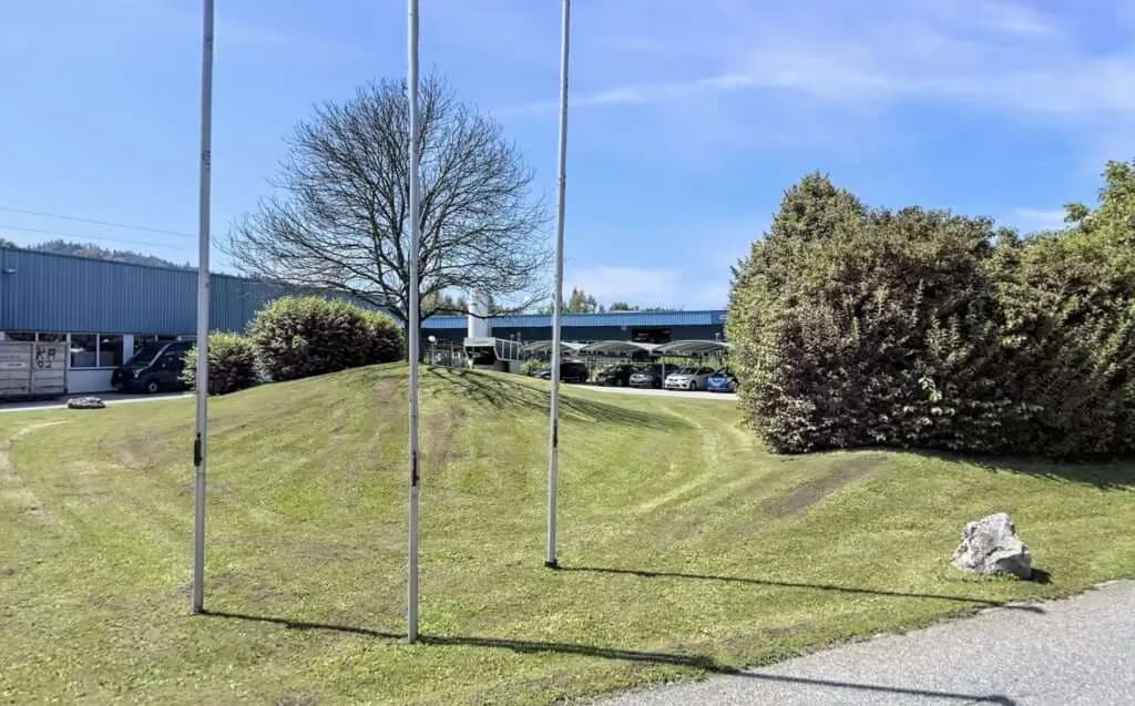 Immobilie mieten in Bruck-Mürzzuschlag – 2 564 m² – Bild 2 von 4