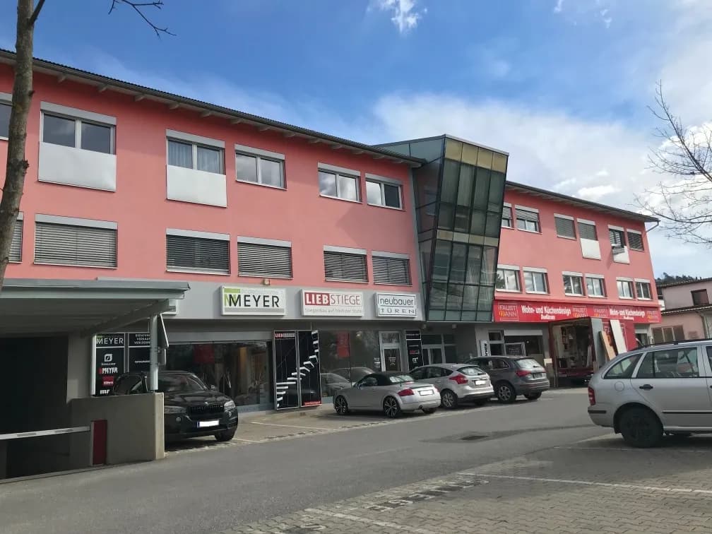 Gewerbeimmobilie mieten in Graz – 182 m², € 10