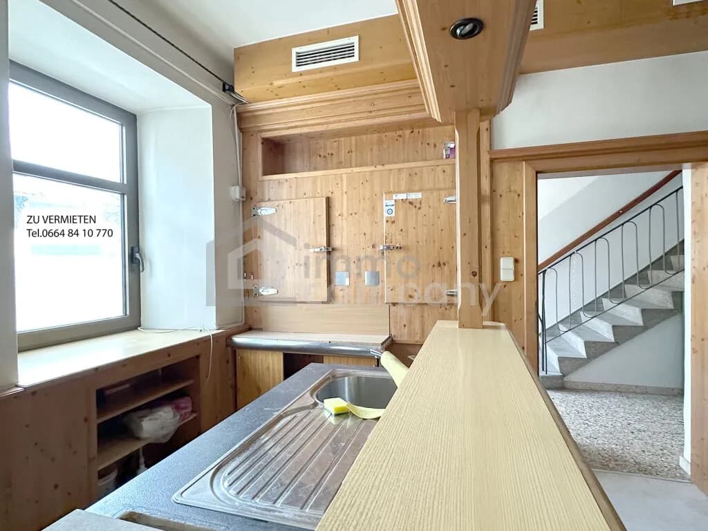 10-Zimmer-Gewerbeimmobilie mieten in Baden – 235 m², € 5 – Bild 19 von 42