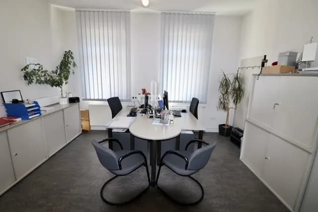 6-Zimmer-Gewerbeimmobilie mieten in Weiz – 237 m², € 2.540