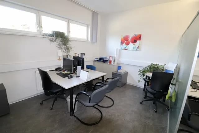6-Zimmer-Gewerbeimmobilie mieten in Weiz – 237 m², € 2.540 – Bild 9 von 17