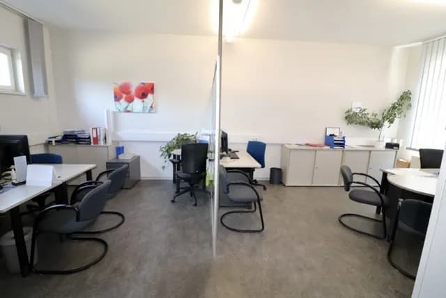 6-Zimmer-Gewerbeimmobilie mieten in Weiz – 237 m², € 2.540 – Bild 10 von 17