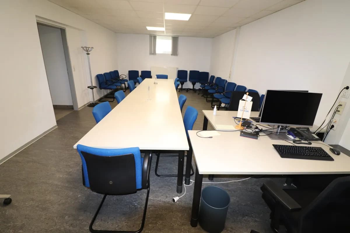6-Zimmer-Gewerbeimmobilie mieten in Weiz – 237 m², € 2.540 – Bild 14 von 17