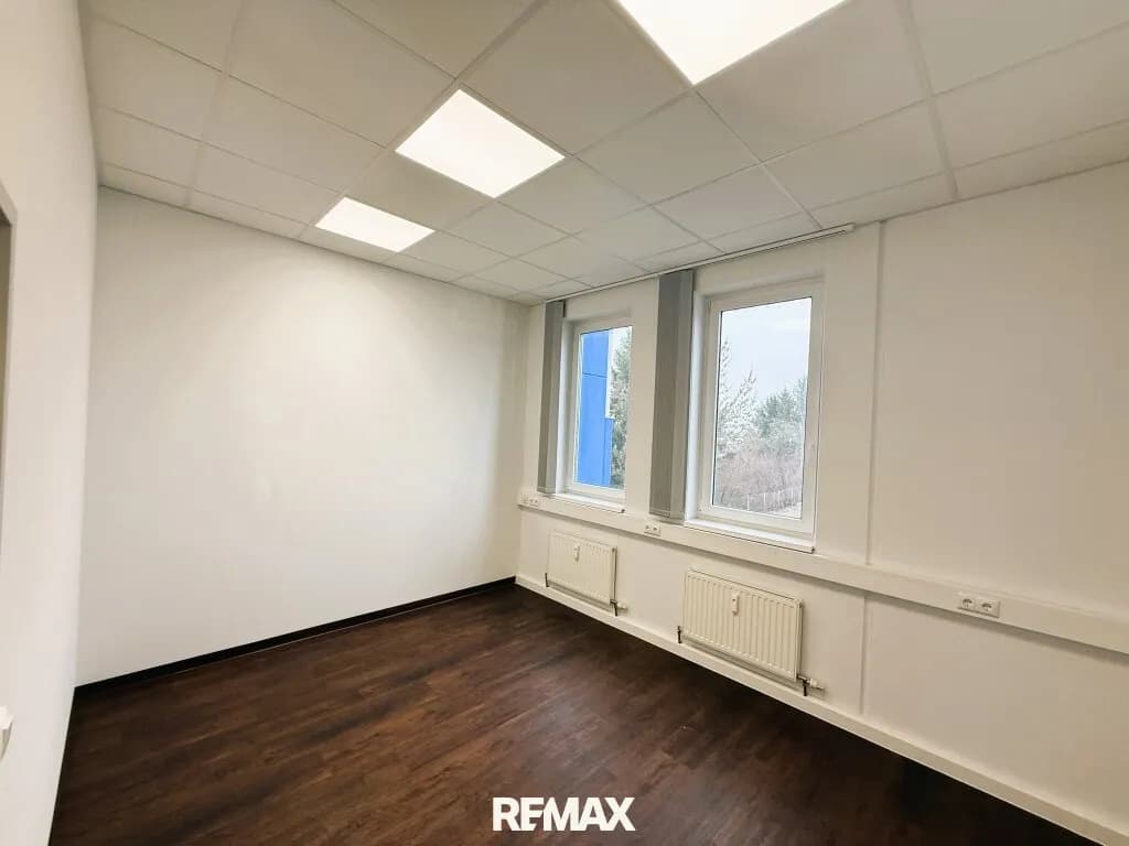 4-Zimmer-Gewerbeimmobilie mieten in Linz Land – 150 m², € 1.930 – Bild 4 von 9