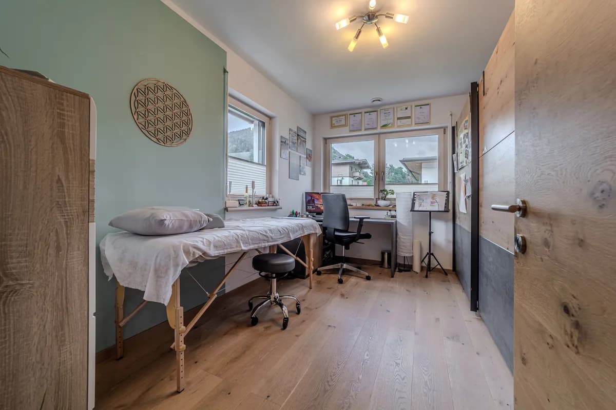 5-Zimmer-Haus kaufen in Kitzbühel – 155 m², € 990.000 – Bild 6 von 8