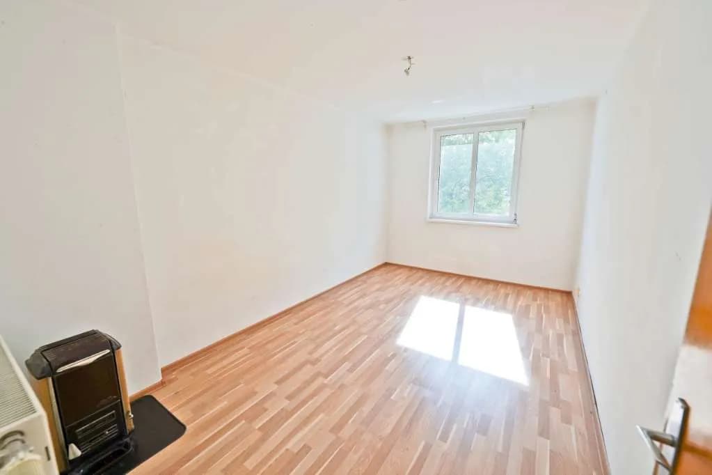 5-Zimmer-Wohnung kaufen in Klagenfurt – 107 m², € 219.000 – Bild 12 von 16